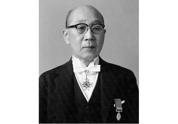 六代上村長兵衞